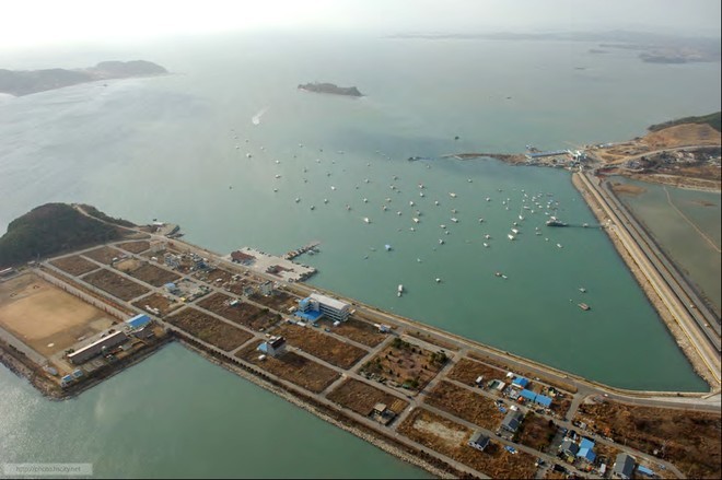 Jeongok Marina, Hwaseong City Korea © SW